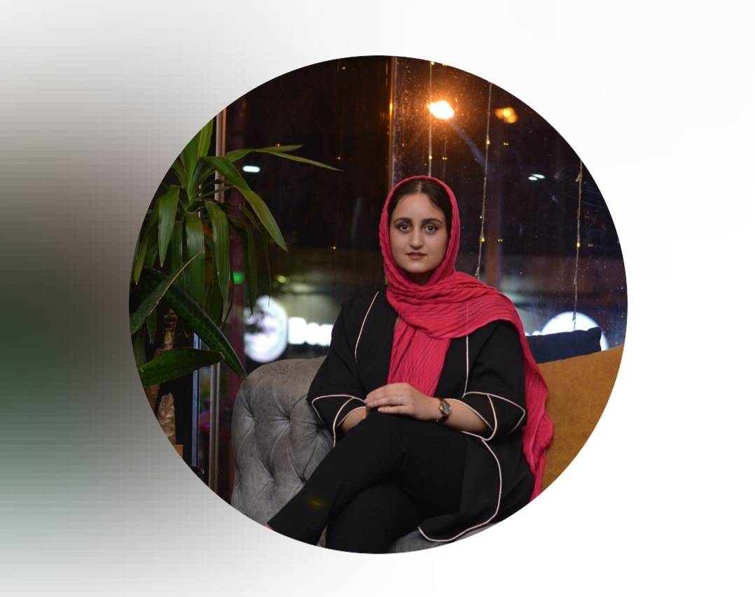 زهرا عنایتی